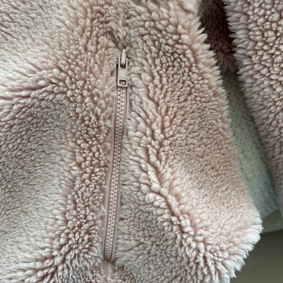 ALO yoga  Foxy Sherpa jacket - Picture 10 of 10